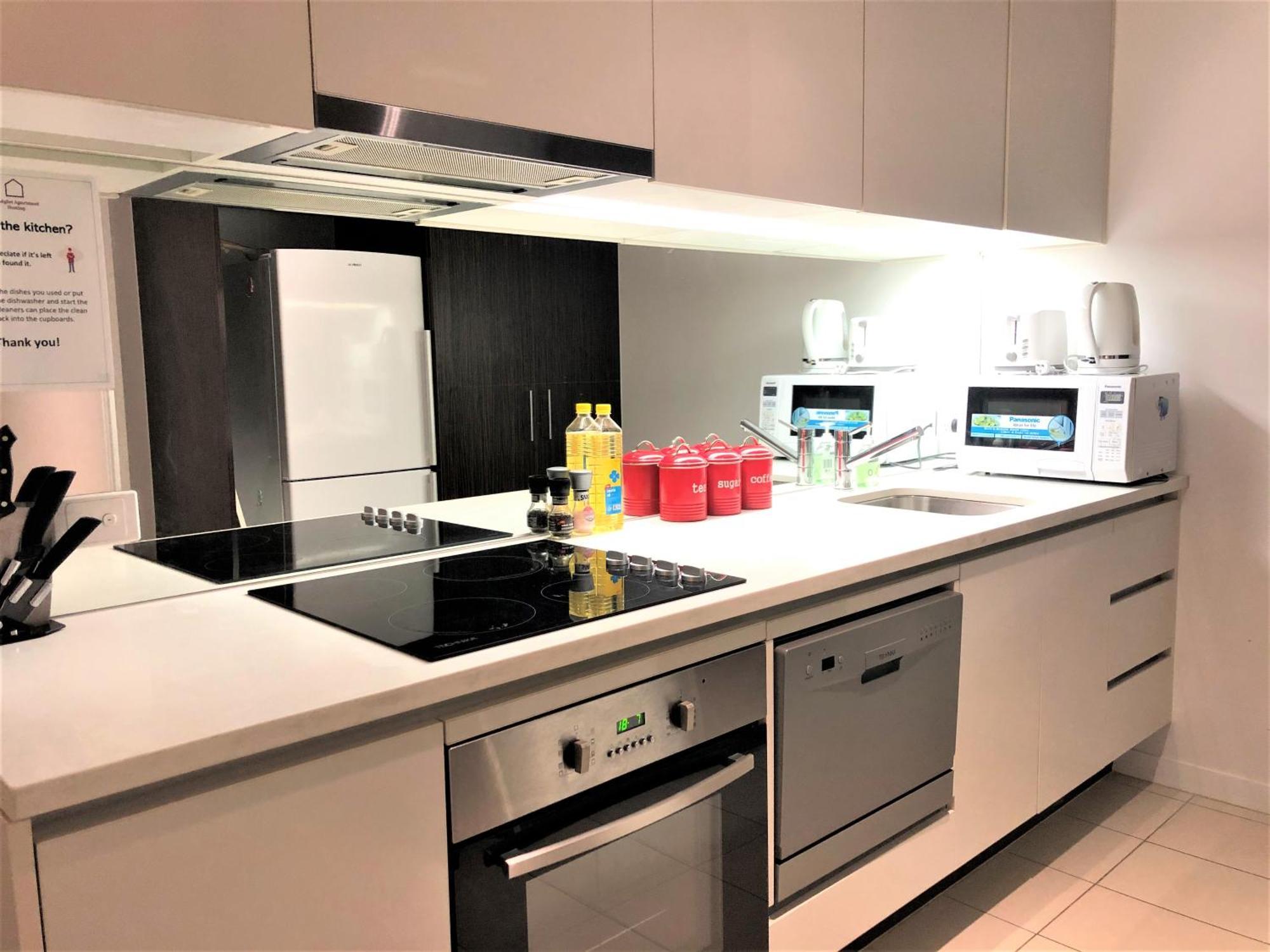 Readyset Apartments At Madison Melbourne Dış mekan fotoğraf