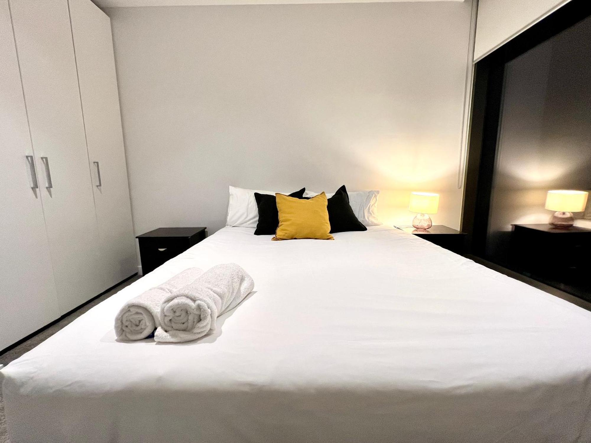 Readyset Apartments At Madison Melbourne Dış mekan fotoğraf