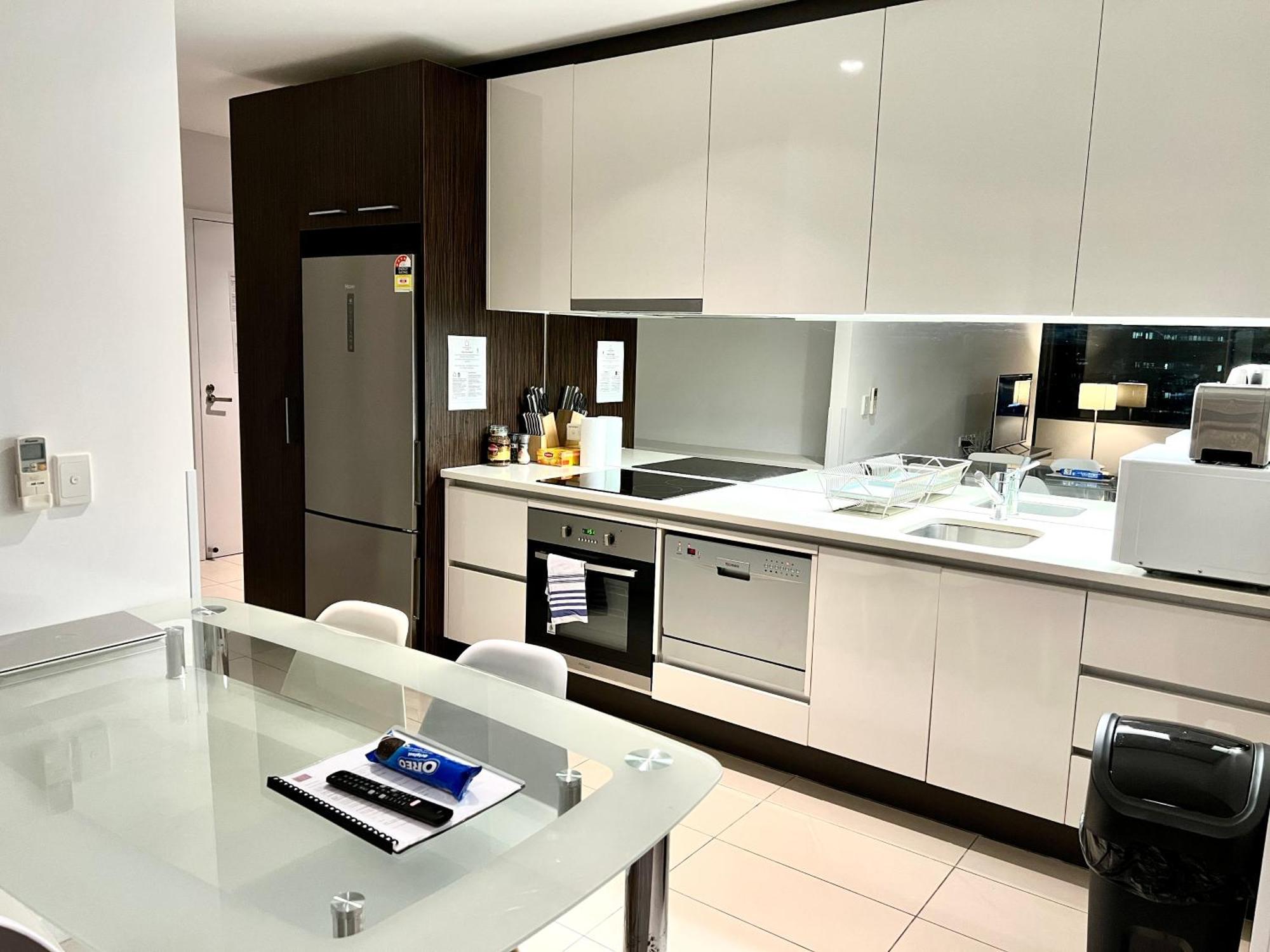 Readyset Apartments At Madison Melbourne Dış mekan fotoğraf