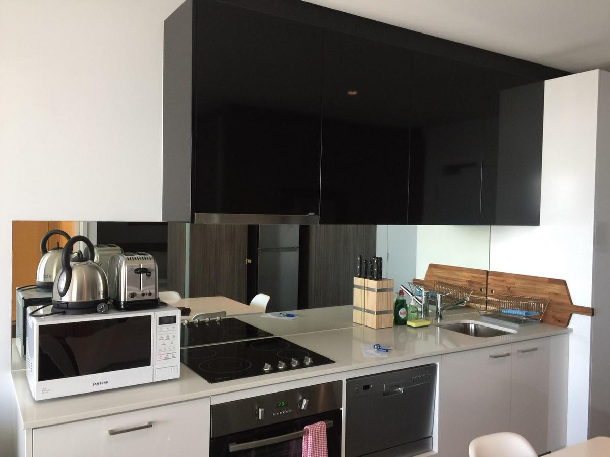 Readyset Apartments At Madison Melbourne Dış mekan fotoğraf